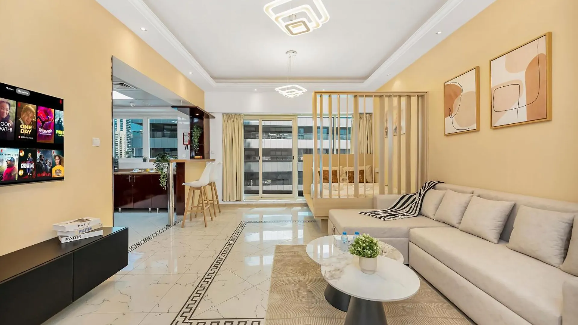 Spacious Home Near Metro & Beach In Dubai Marina Lejlighed